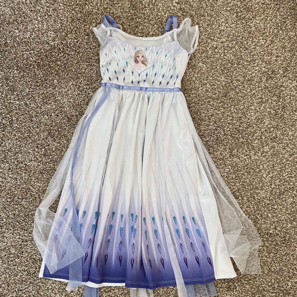 Disney Elsa nightgown 5t